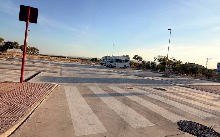 Camping-cars garés sur l’aire de Fustiñana